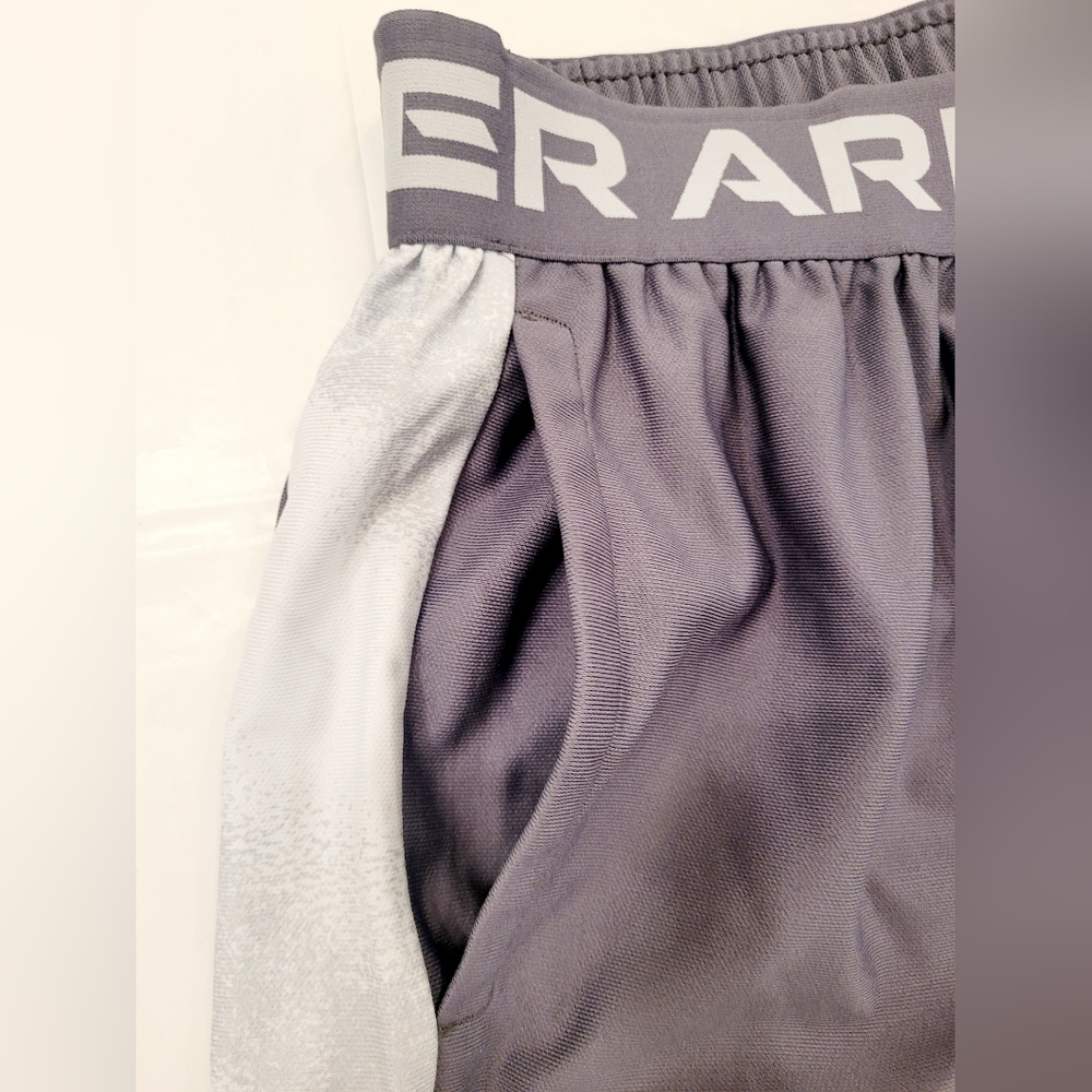 Under Armour Charcoal Performance Shorts - Picture 4 of 5